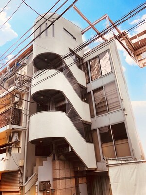 カラムビル外観写真