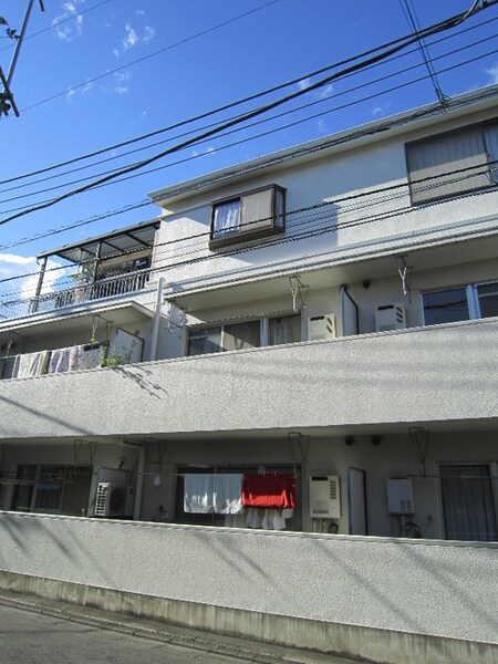 清水マンション外観写真