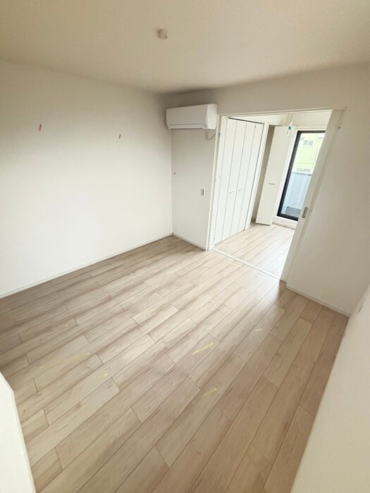 物件内観写真7　(居室)