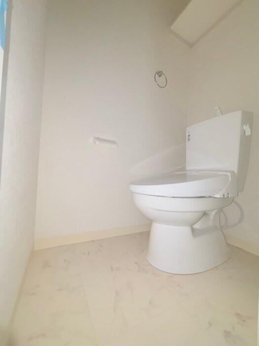 物件内観写真14　(トイレ)