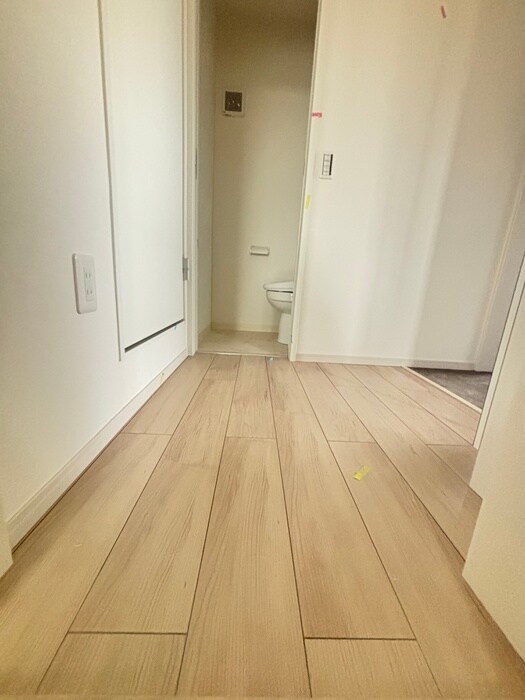 物件内観写真17　(廊下)