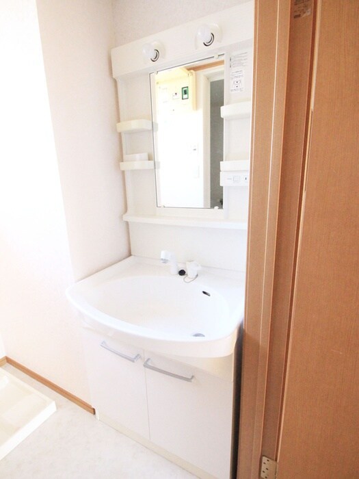 物件内観写真11　(洗面)