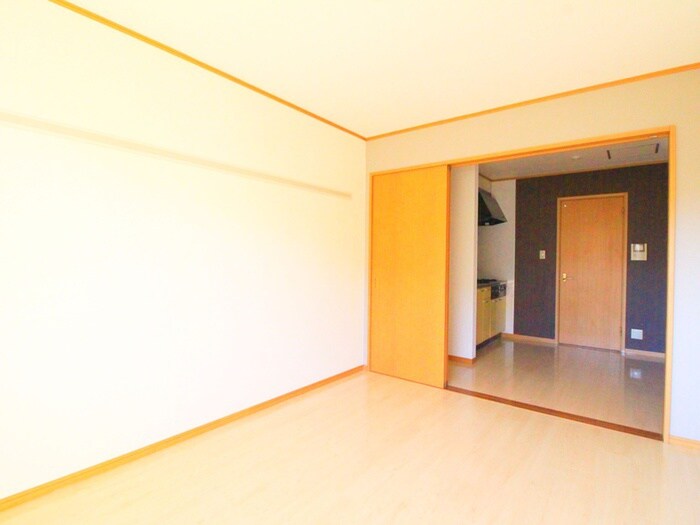 物件内観写真15　(居室)