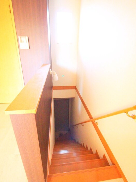 物件内観写真19　(廊下)