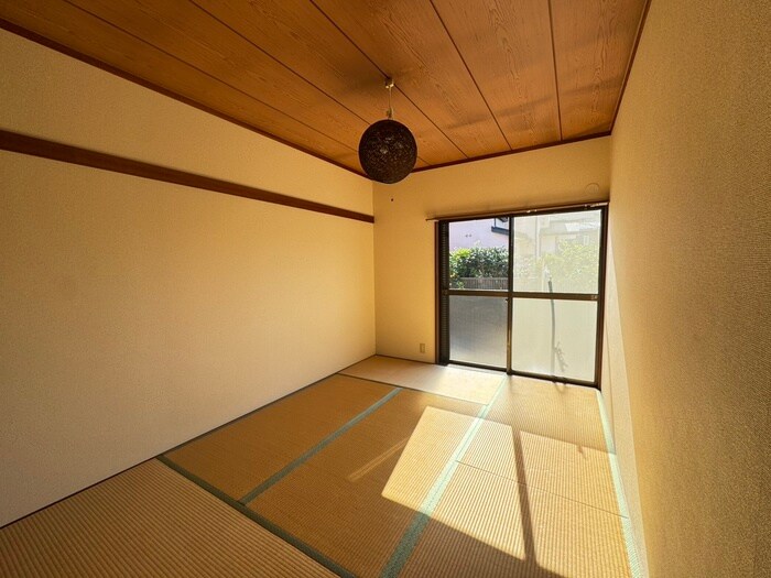 物件内観写真9　(居室)