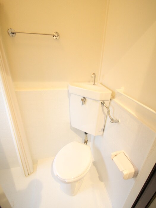 物件内観写真12　(トイレ)