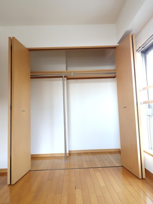 物件内観写真10　(収納)
