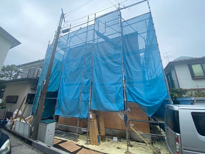 物件外観写真1　(建築中)