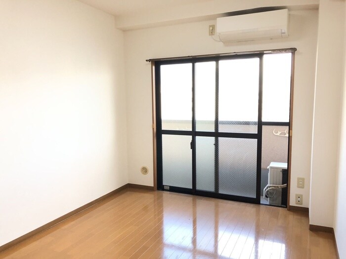 物件内観写真12　(居室)