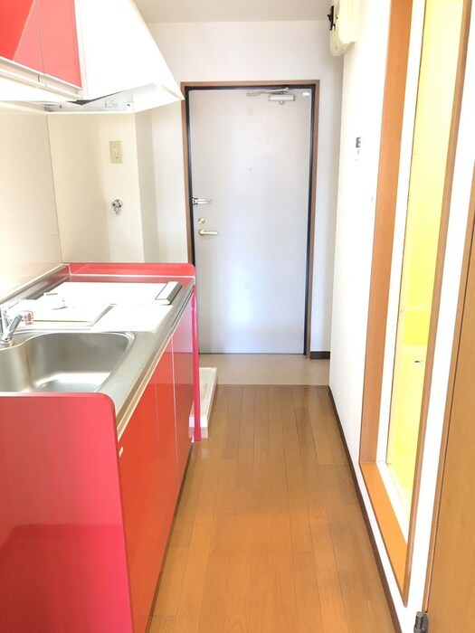 物件内観写真18　(洗濯機置場)