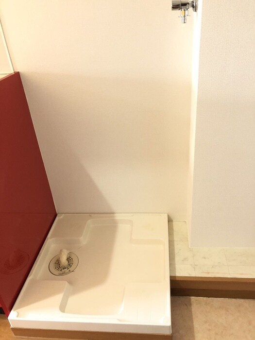 物件内観写真19　(洗濯機置場)