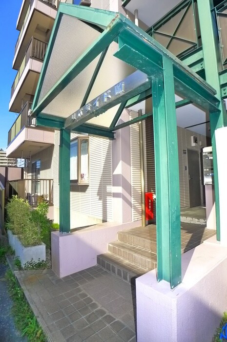 物件外観写真5　(エントランス部分)