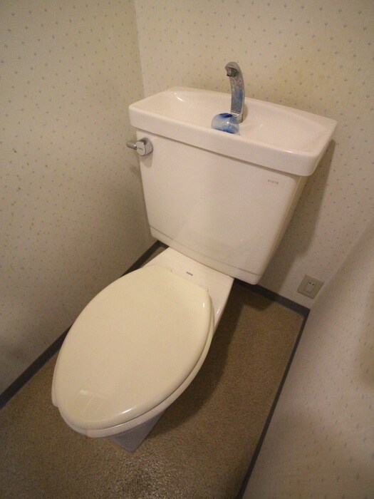 物件内観写真15　(トイレ)