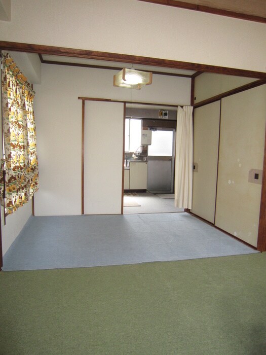 物件内観写真9　(居室)