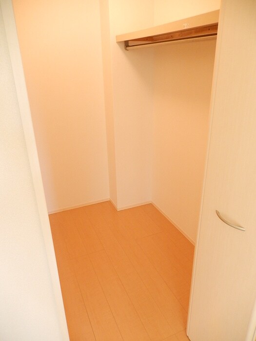 物件内観写真9　(収納)