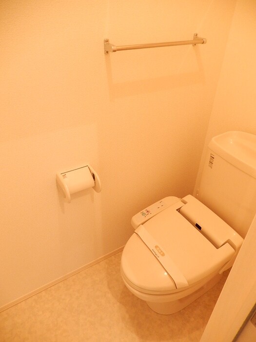 物件内観写真15　(トイレ)