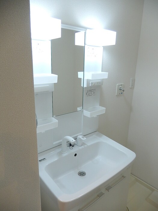 物件内観写真16　(洗面)