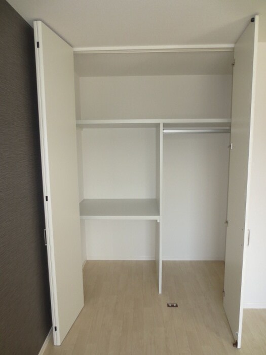 物件内観写真15　(収納)