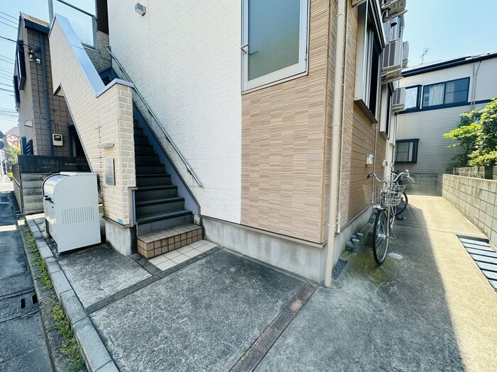 物件外観写真4　(建物設備)