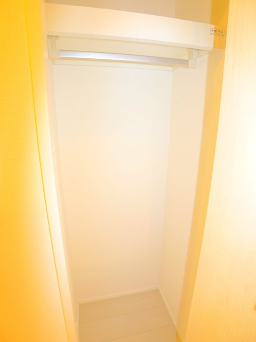 物件内観写真12　(収納)