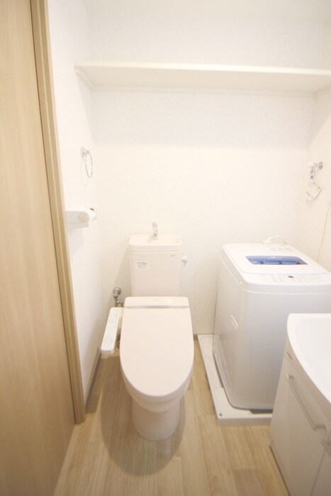 物件内観写真14　(トイレ)