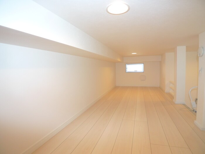 物件内観写真9　(ロフト)