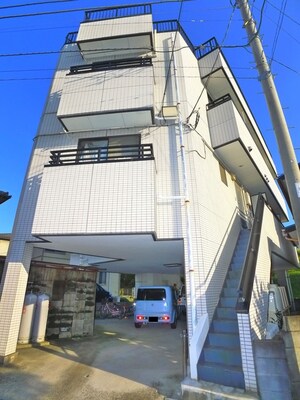 レジデンス秋元外観写真