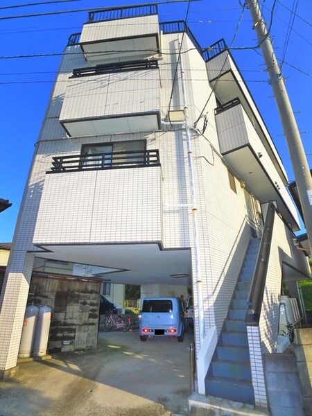 レジデンス秋元外観写真