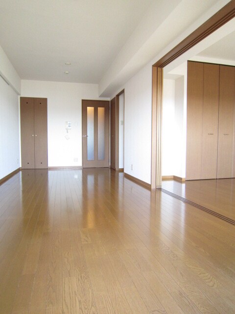 物件内観写真4　(居室)