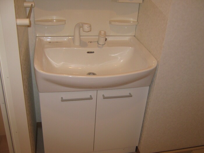 物件内観写真9　(洗面)