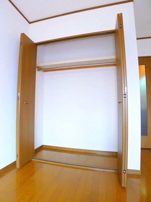 物件内観写真11　(収納)