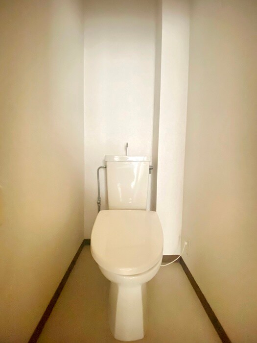 物件内観写真12　(トイレ)