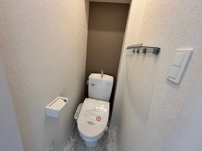 物件内観写真11　(トイレ)