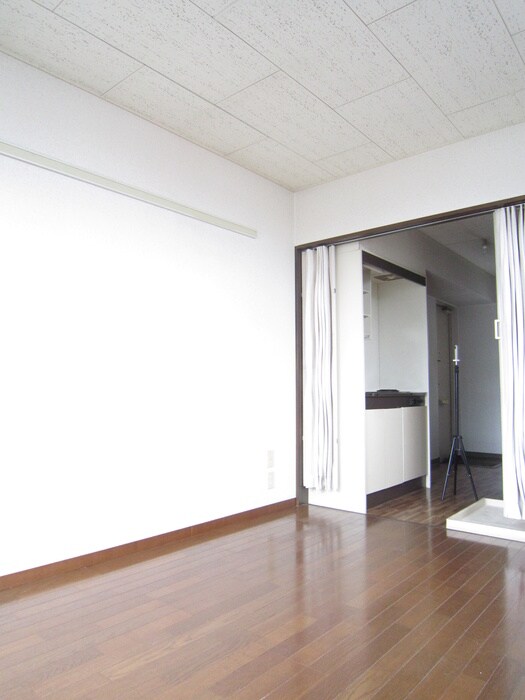 物件内観写真10　(内観写真)