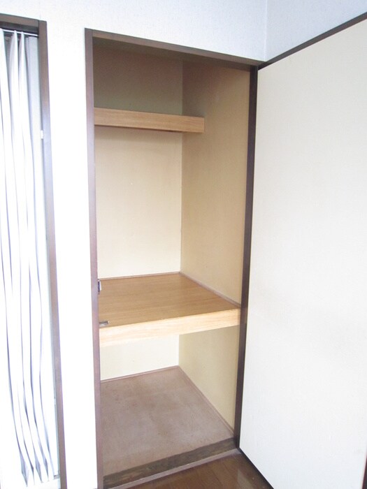 物件内観写真11　(収納)