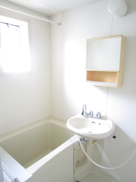 物件内観写真13　(バス／シャワールーム等)
