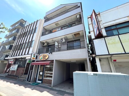 ベルス岩間外観写真
