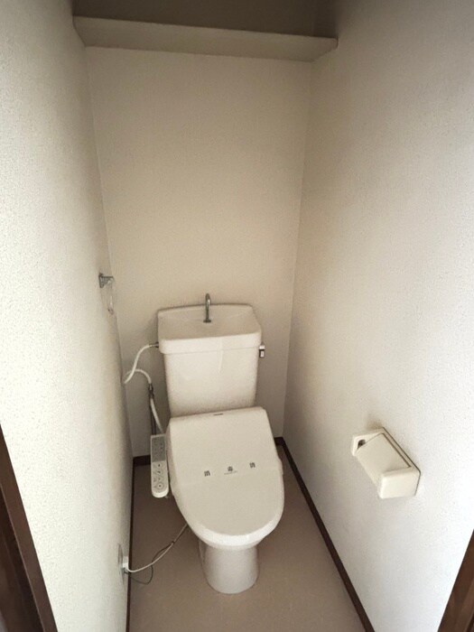 物件内観写真13　(トイレ)