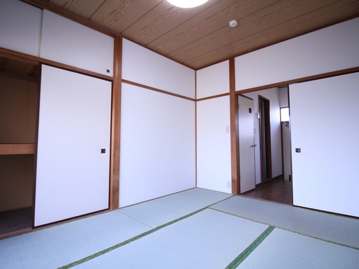 物件内観写真8　(居室)