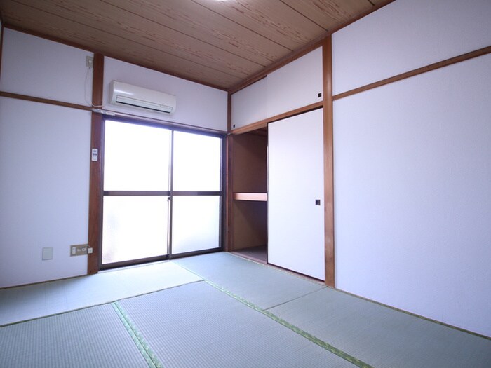 物件内観写真9　(居室)