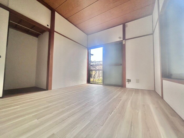 物件内観写真10　(居室)