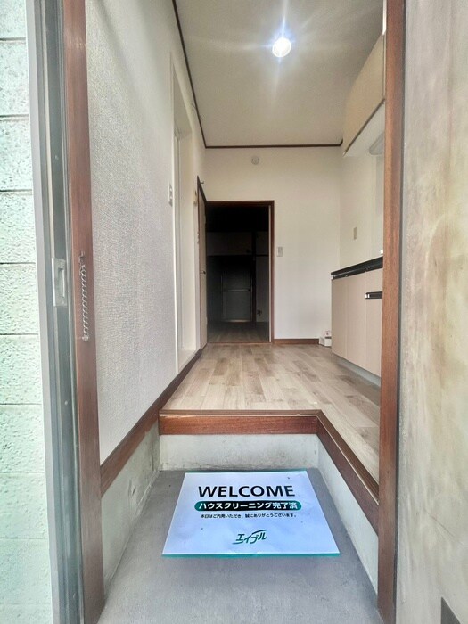 物件内観写真21　(玄関)