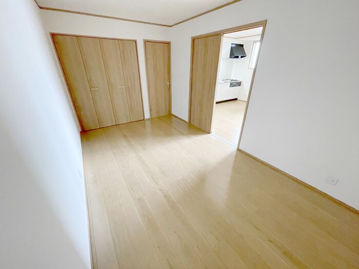 物件内観写真9　(居室)