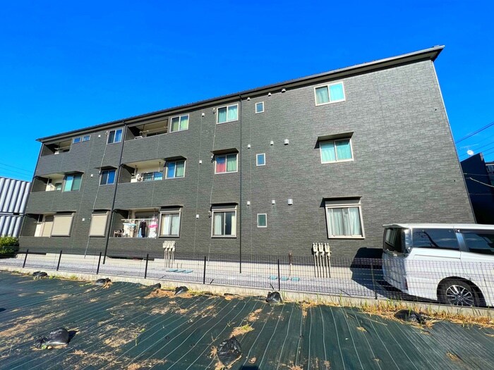 物件外観写真4　(外観写真)