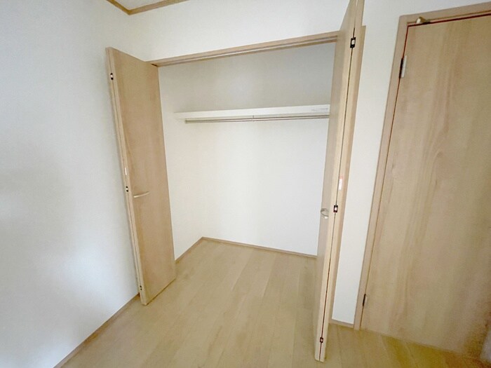物件内観写真16　(収納)