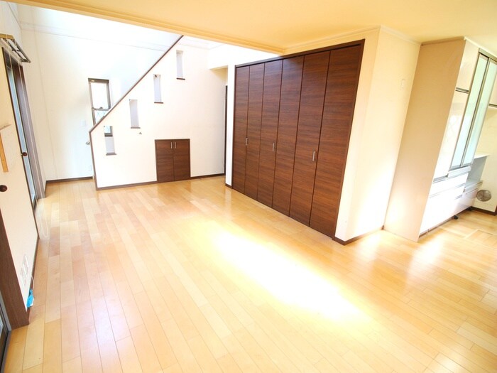 物件内観写真8　(居室)