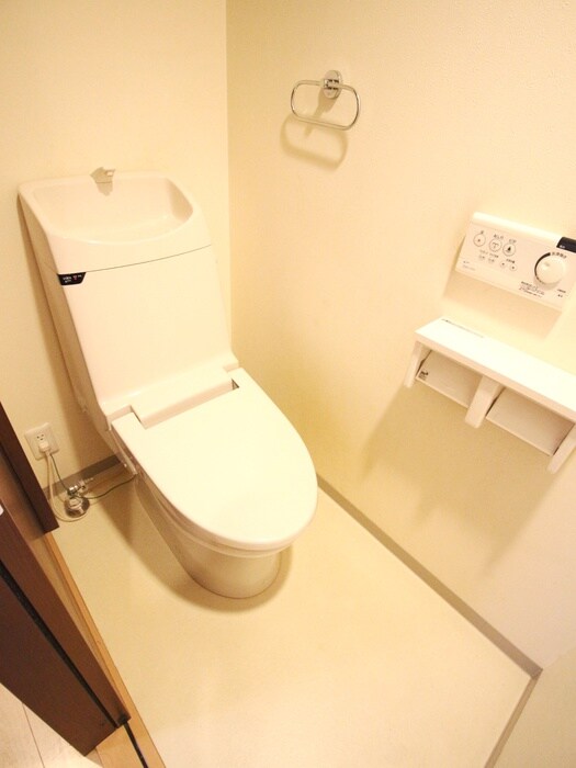 物件内観写真12　(トイレ)