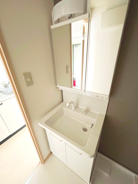 物件内観写真11　(洗面)