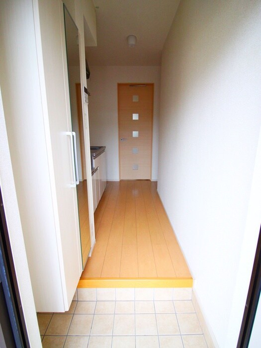 物件内観写真22　(玄関)