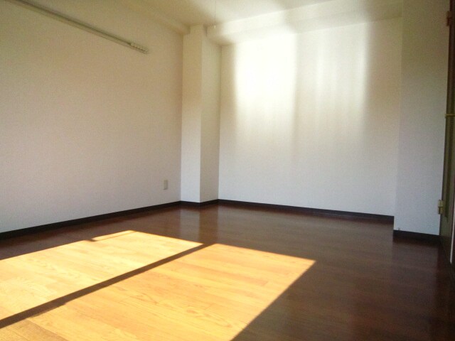 物件内観写真15　(居室)